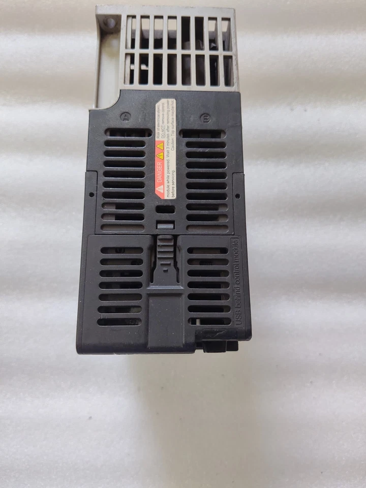 ALLEN BRADLEY 1HP 0.75KW 25A-D2P3N104 TESTED OK